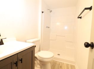 21 Larue St #4, Reeds Spring, MO 65737