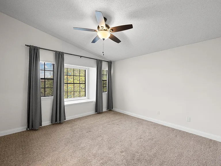 4602 Tobago Cv — Photo 17