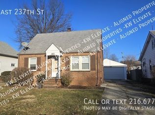 887 E 237th St, Euclid, OH 44123