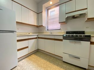 35-14 33rd St #1, Astoria, NY 11106