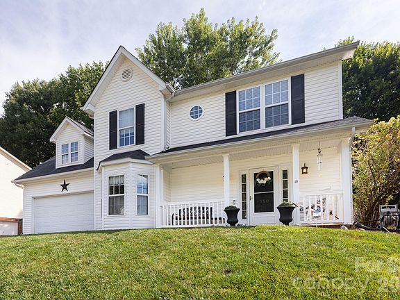 2nd image of 120 Arbor Ridge Rd