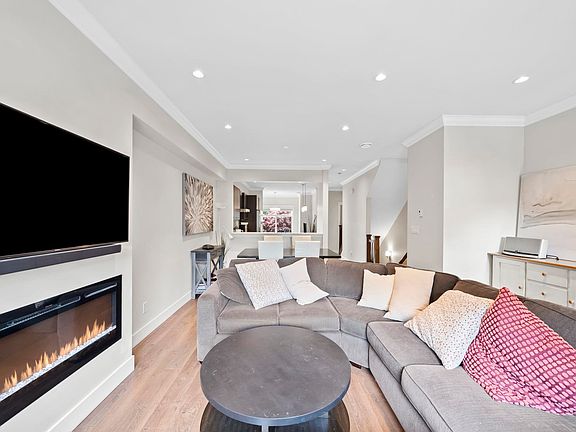 2nd image of 5180 Blundell Rd #4