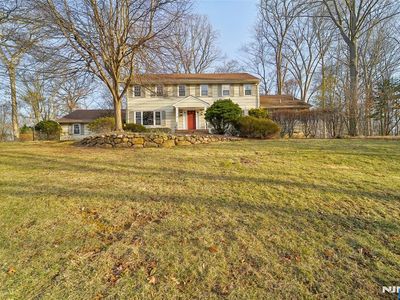 281 Schuyler Rd, Allendale, NJ, 07401