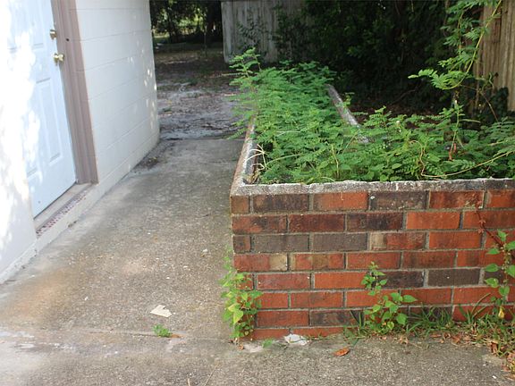 4th image of 2506 Brierwood Dr