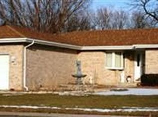 1911 Govert Dr, Schererville, IN 46375
