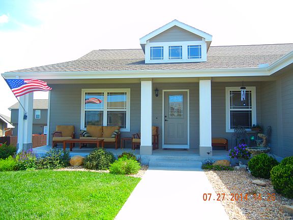 Lovely Front Porch to Enjoy!