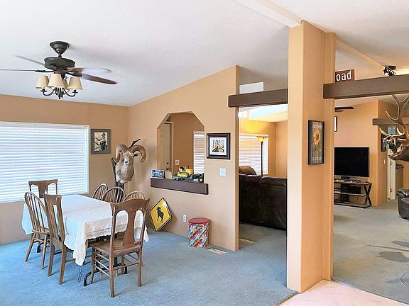 4th image of 35690 E McElhaney Dr