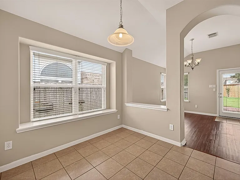 25918 Silver Timbers Ln — Photo 11