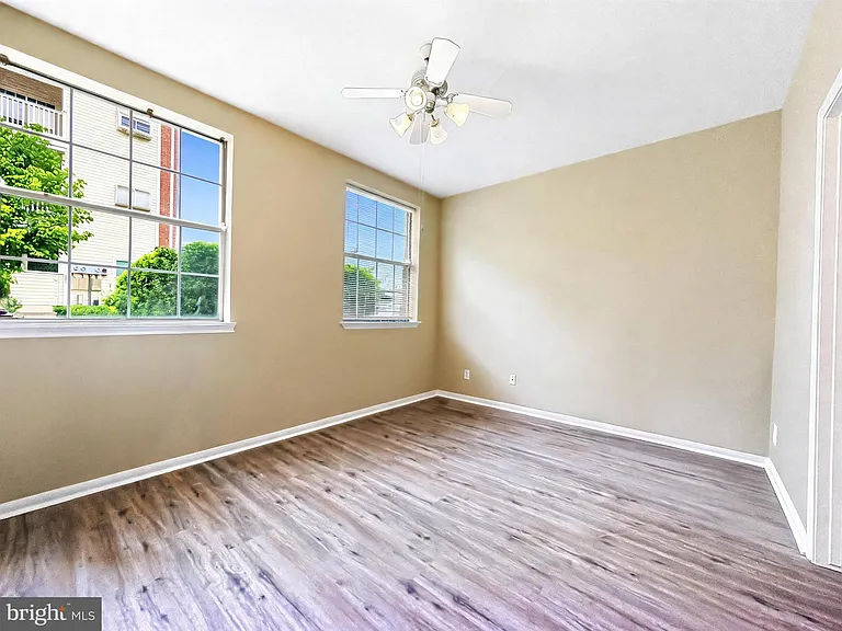 666 Gateway Dr SE #501 — Photo 12