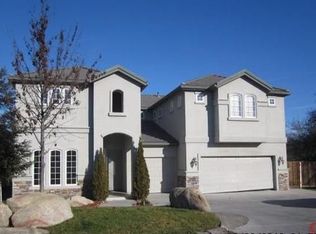 925 Sleepy Hollow Rd, Paso Robles, CA 93446