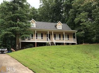 1028 Knotts Pointe Dr, Woodstock, GA 30188