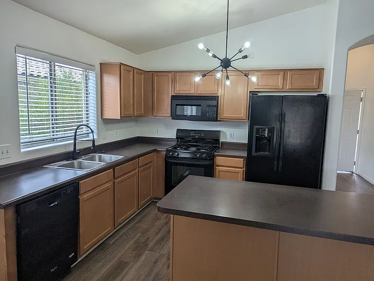 11483 W Magic Song St — Photo 9