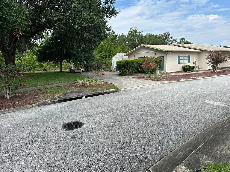 1787 State St — Photo 10