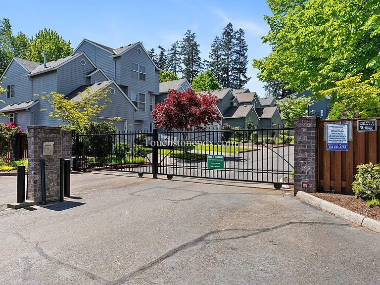 15508 SW Peridot Way — Photo 37