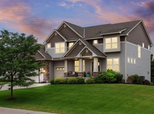 3262 Arden Rdg, Woodbury, MN 55129