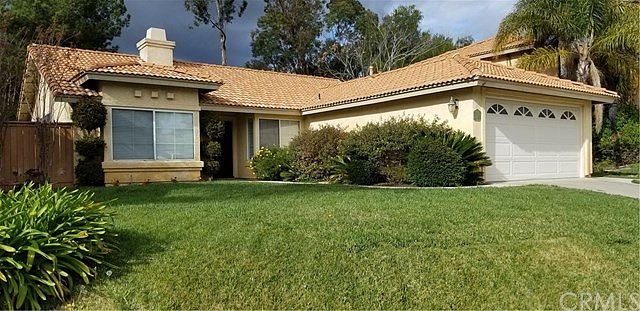 1st image of 39575 Highbury Dr