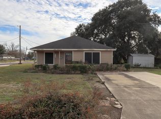 2915 Edmonds Ave, Beaumont, TX 77705