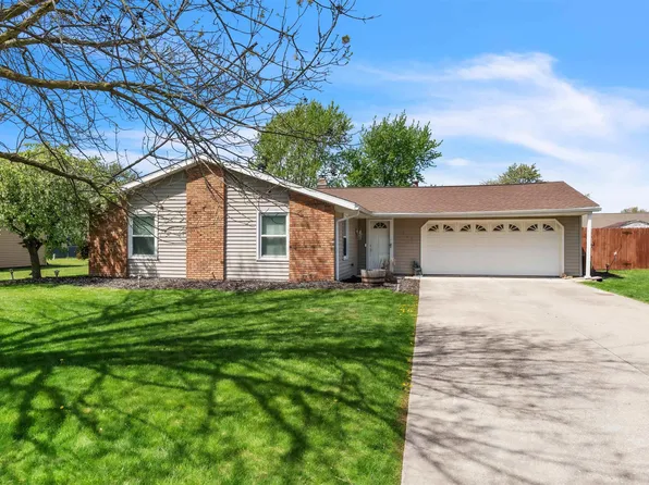 121 Briarcrest Pl, Bluffton, IN 46714