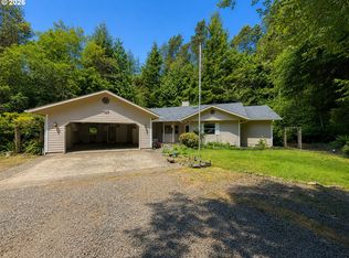 4830 Darlings Loop, Florence, OR 97439