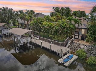 4615 Shark Dr, Bradenton, FL 34208