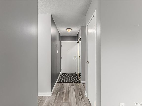 4th image of 3124 S Wheeling Way Bldg 209 #212