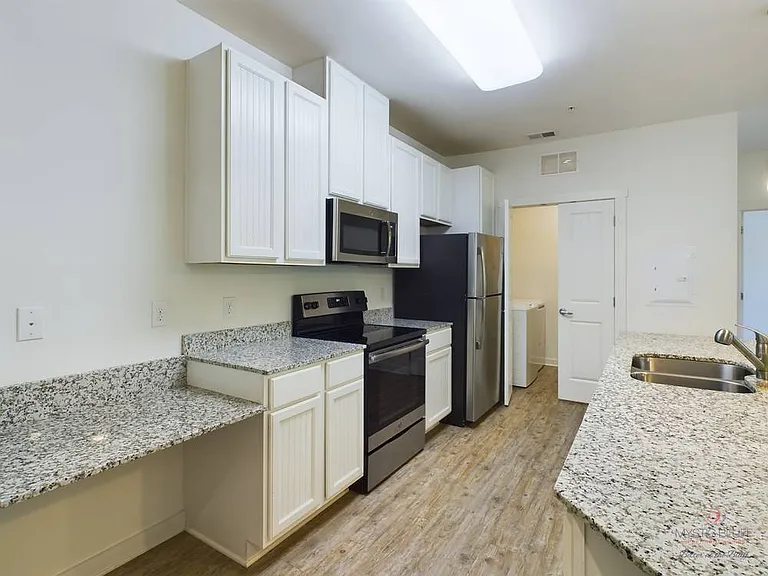 308 Mohegan Ave #7202 — Photo 3