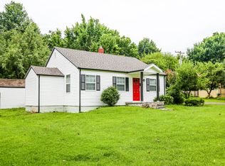 1700 E McDaniel St, Springfield, MO 65802