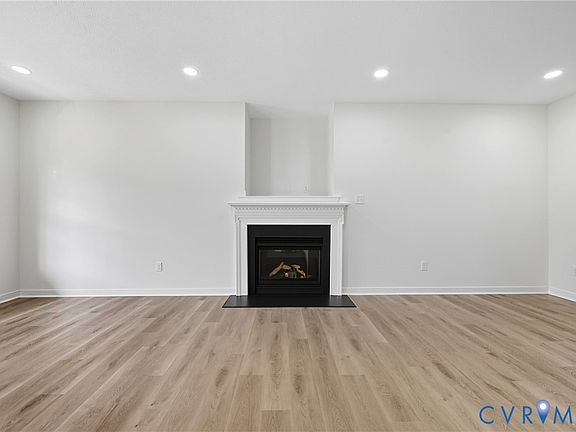 5th image of 6336 Creekway Ct