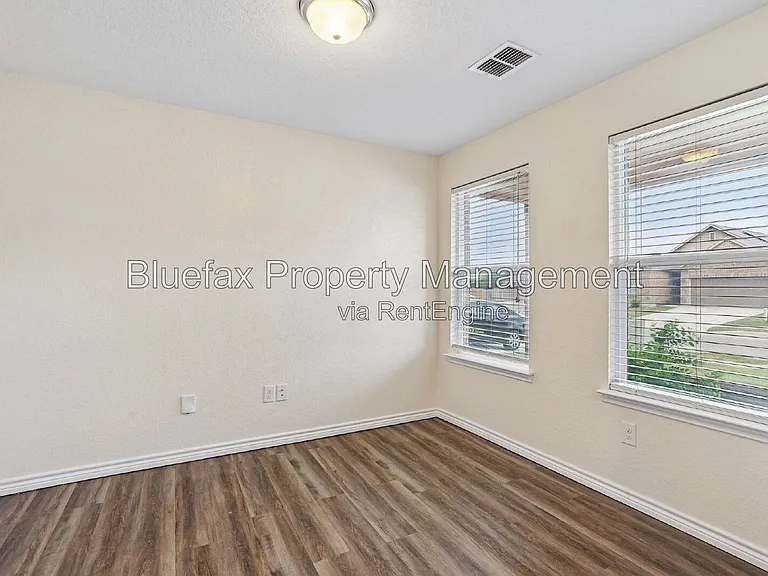15214 Ohare Lndg — Photo 12