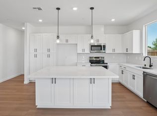 3852 Alexander Cir, Olivehurst, CA 95961