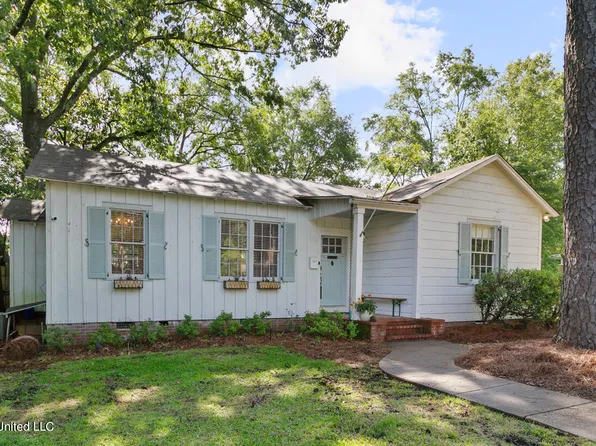 1404 Saint Ann St, Jackson, MS 39202