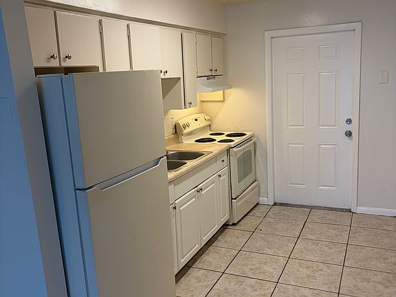 2nd image of 1416 N 16th St APT A