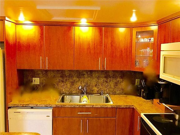 5th image of 3330 NW 85th Ave #3330
