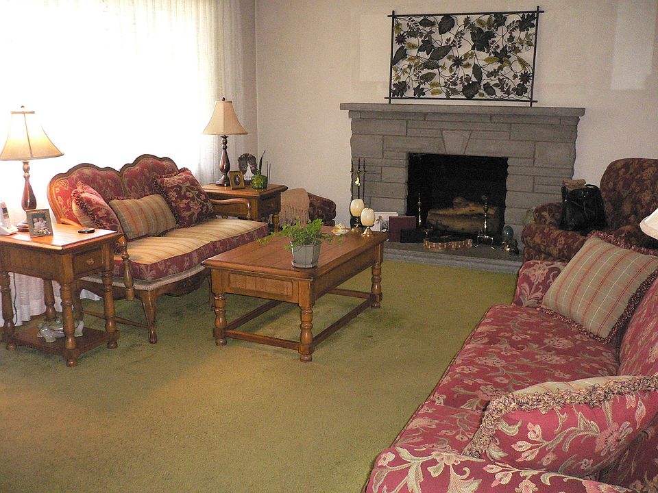 Living Room to Fireplace
