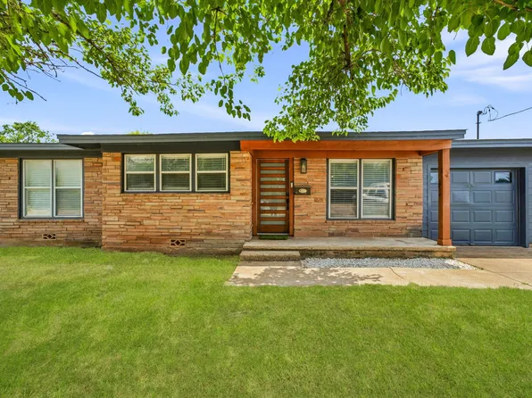 613 Crestview Dr, Granbury, TX 76048