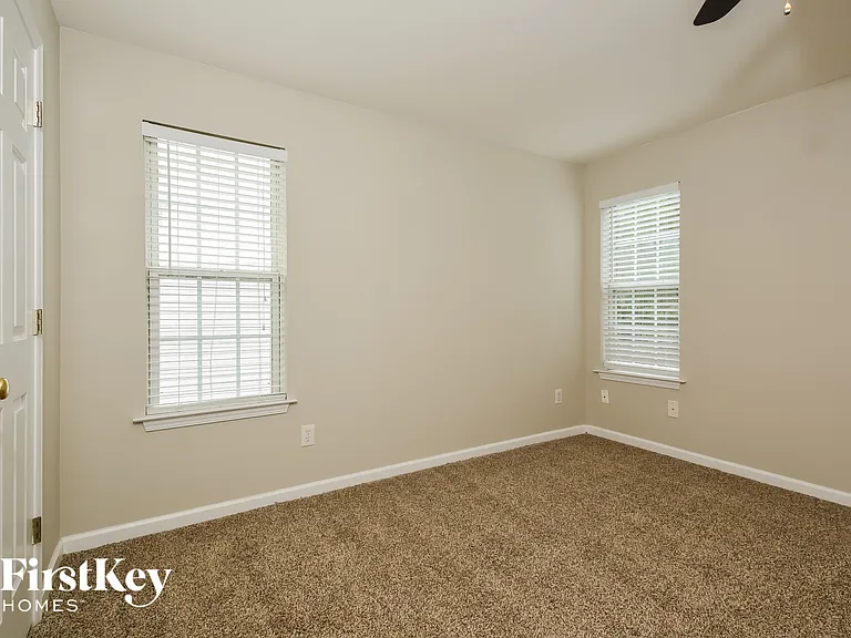 302 Pinehurst Way — Photo 12