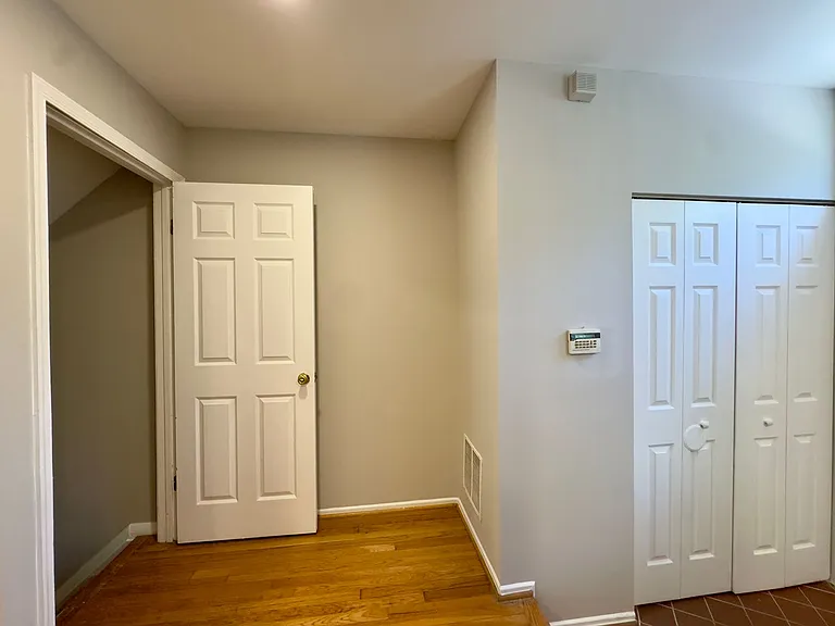 812 S Paca St — Photo 5