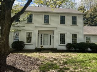 608 Red Rock Dr, Wadsworth, OH 44281