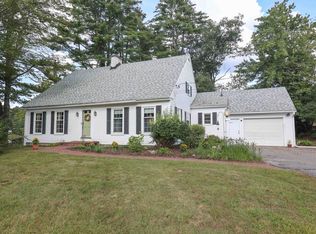 253 N Amherst Rd, Bedford, NH 03110