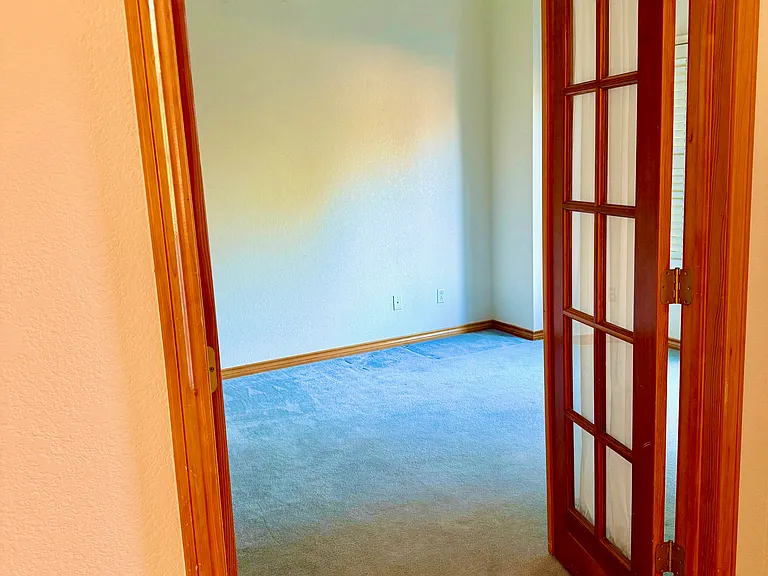 3855 Buckthorn Dr — Photo 10