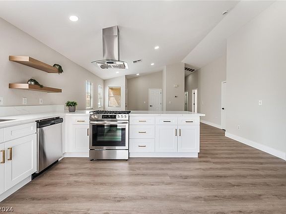 2nd image of 8256 Ogee Dr