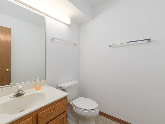 5th image of 29 N Macgillis Dr