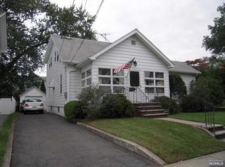 36 Short St, Hawthorne, NJ 07506