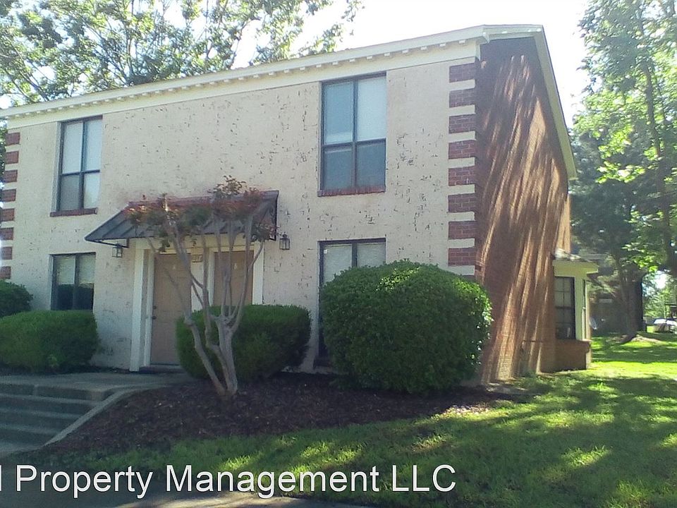 1st image of 217 Helen Cir #A