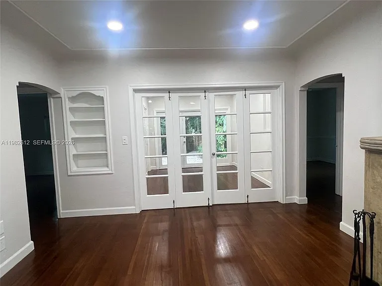 1900 Tigertail Ave #1 — Photo 6