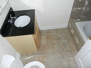 3rd image of 4652 N Saint Louis Ave APT 1E