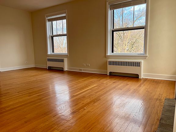 2nd image of 2450 N Kedzie Blvd #3