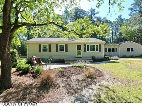 111 Woodburn Rd, Pinehurst, NC 28374