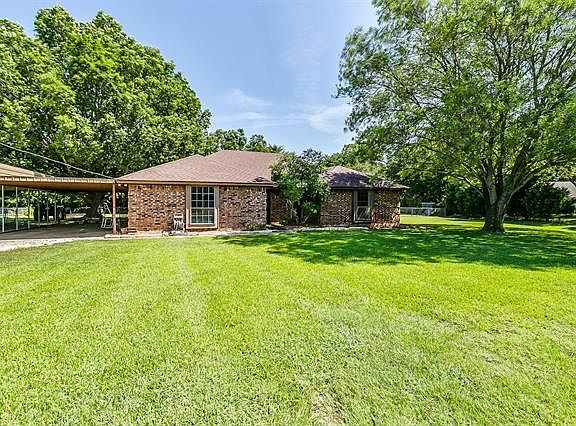 2nd image of 229 Chaparral Dr