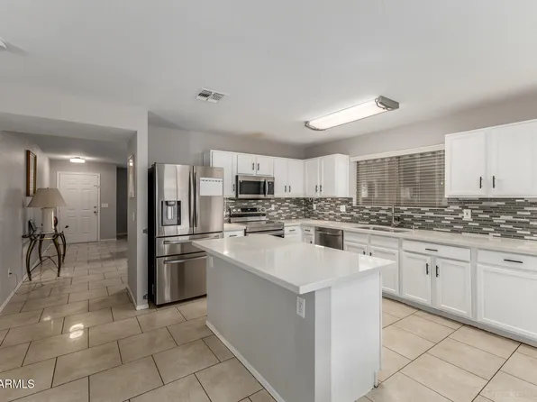 2457 E PALM BEACH Drive, Chandler, AZ 85249